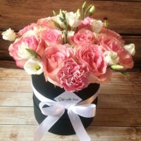 Цветы в круглой коробке "Амстердам"